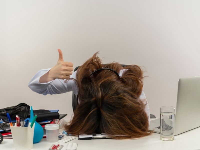 dikkat-eksikligi-ve-hiperaktivite-bozuklugunda-iliskiler