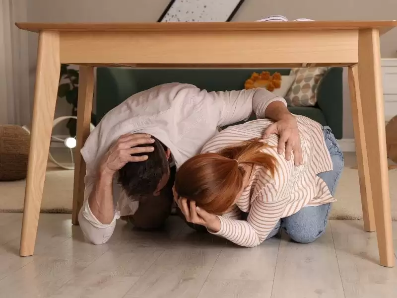 deprem-sonrasi-travma